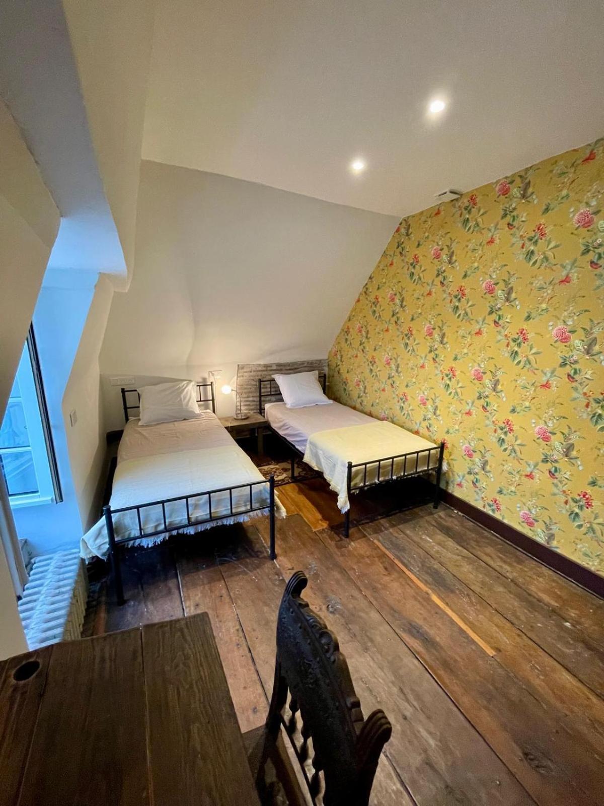 Bed and Breakfast Jardin Des Remparts Orthez Esterno foto