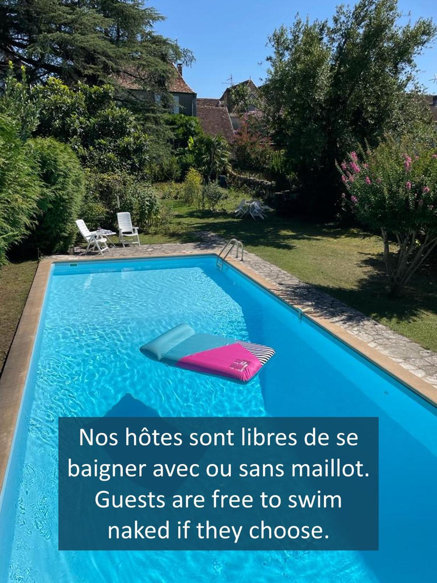 Bed and Breakfast Jardin Des Remparts Orthez Esterno foto