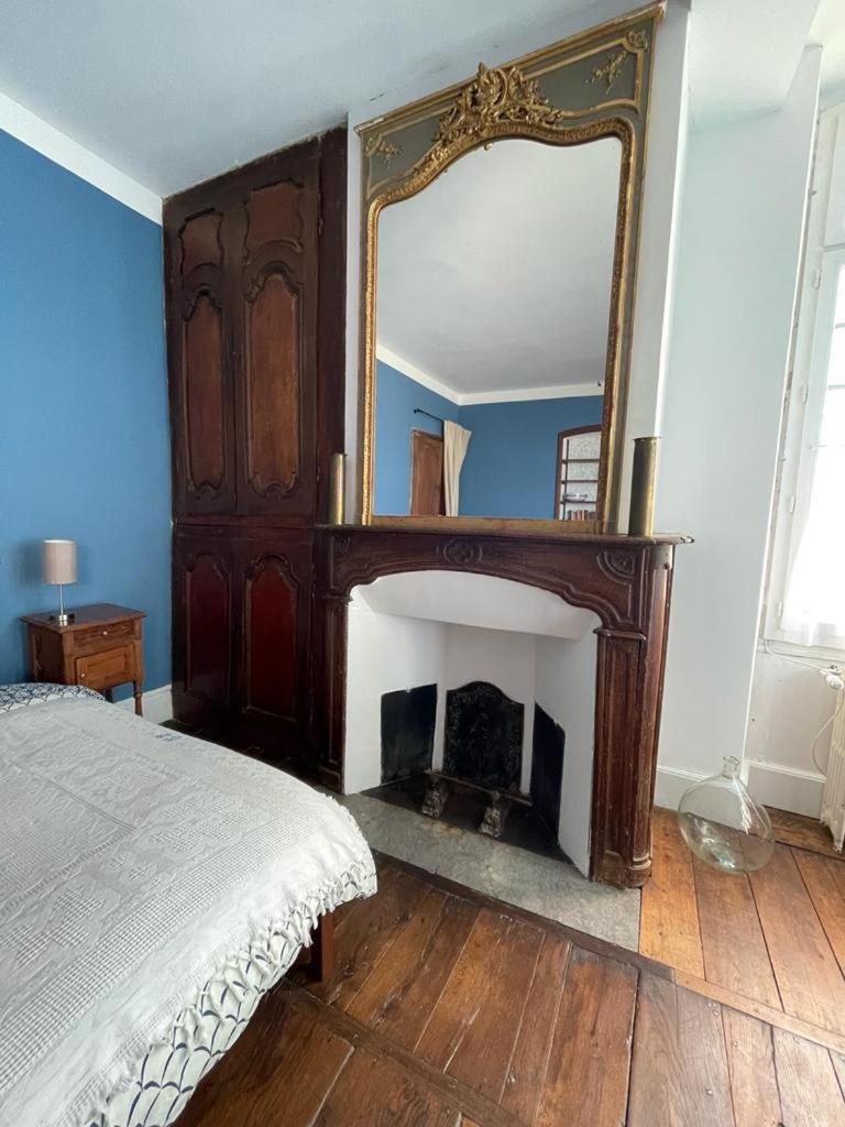 Bed and Breakfast Jardin Des Remparts Orthez Esterno foto