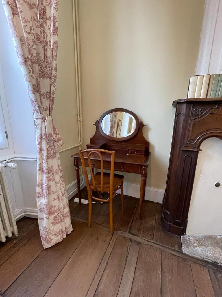 Bed and Breakfast Jardin Des Remparts Orthez Esterno foto