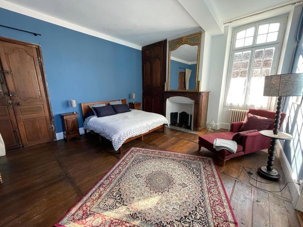 Bed and Breakfast Jardin Des Remparts Orthez Esterno foto